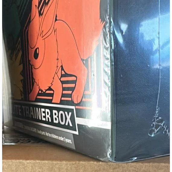 Pokémon Evolving Skies Elite Trainer Box [LUJF] - Sérült + kép